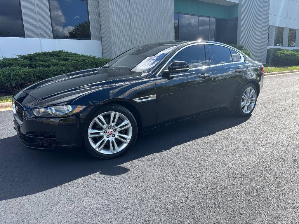 2019 Jaguar XE 25t RWD