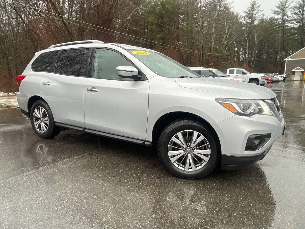 2019 Nissan Pathfinder SL 4WD