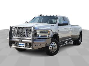 RAM 3500 Laramie Crew Cab LB DRW 4WD