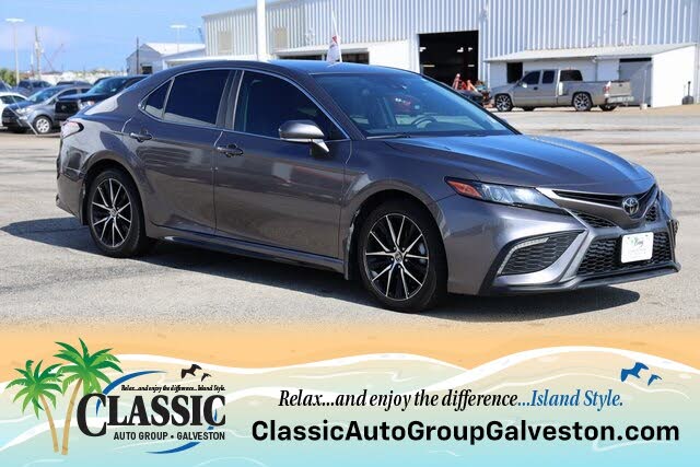 2022 Toyota Camry SE FWD