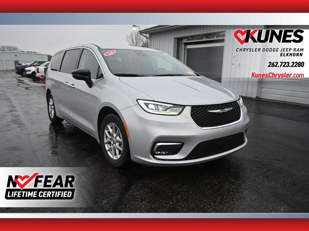 2024 Chrysler Pacifica Touring L FWD