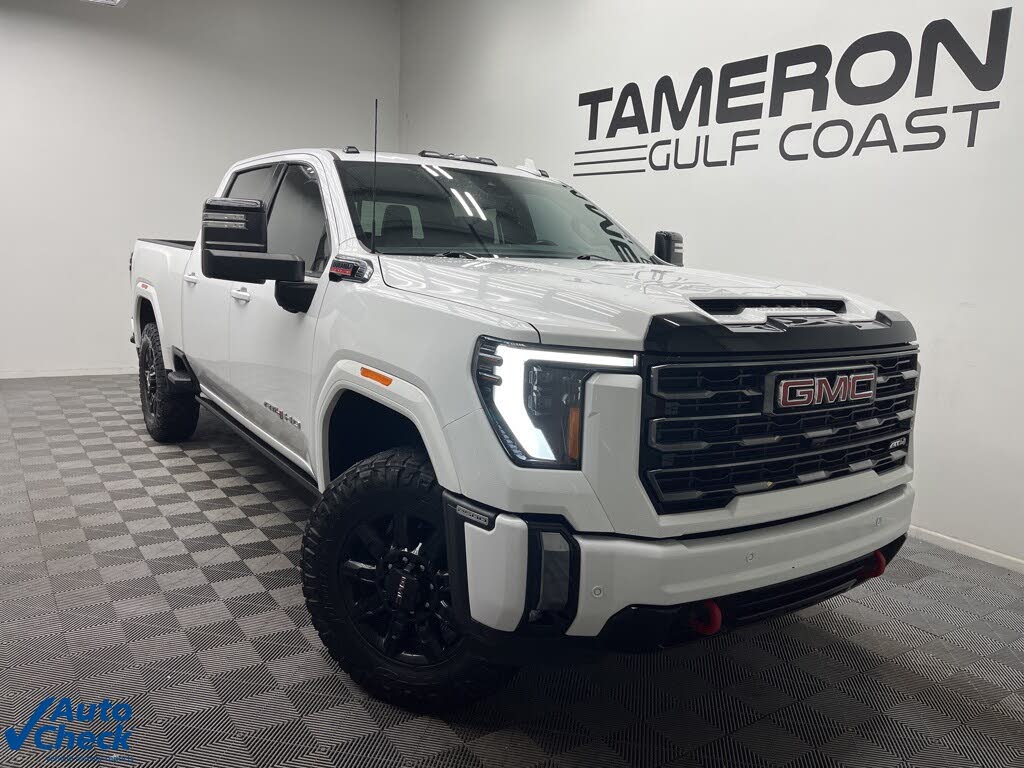 2024 GMC Sierra 2500HD AT4 Crew Cab 4WD
