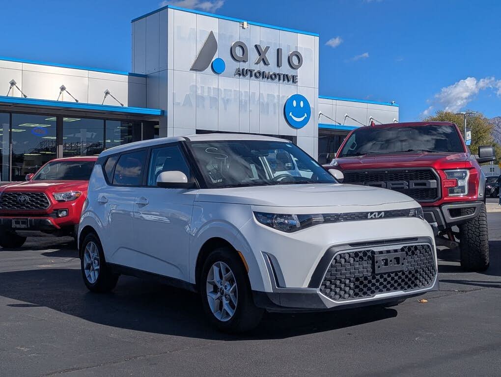 2024 Kia Soul LX FWD