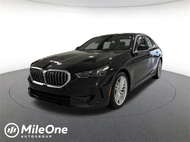 2025 BMW 5 Series 540i xDrive
