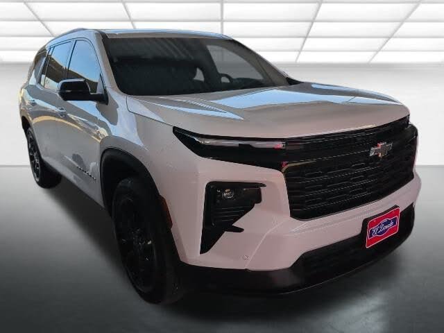 2025 Chevrolet Traverse LT FWD