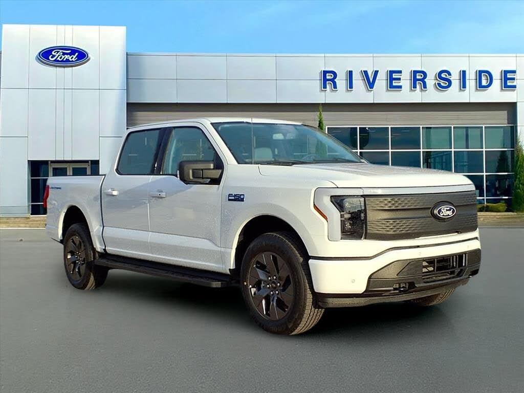 2025 Ford F-150 Lightning Flash SuperCrew AWD