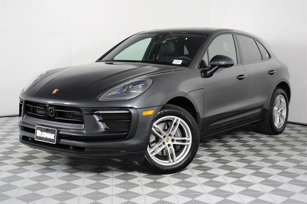 2025 Porsche Macan