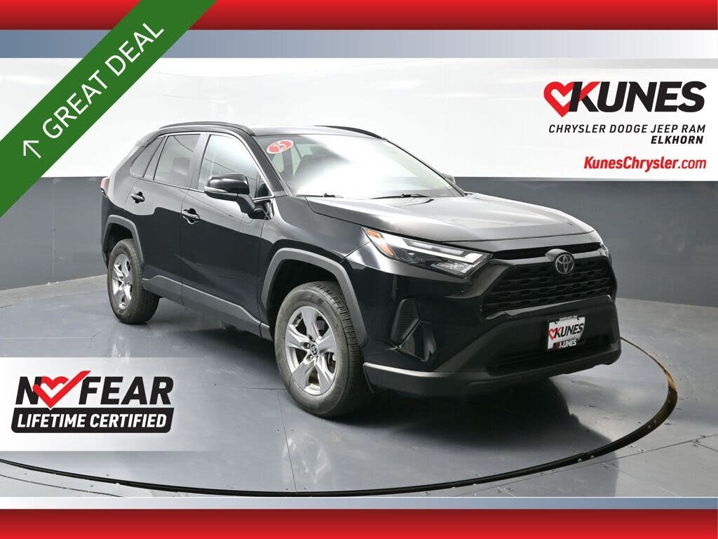 2025 Toyota RAV4 XLE FWD