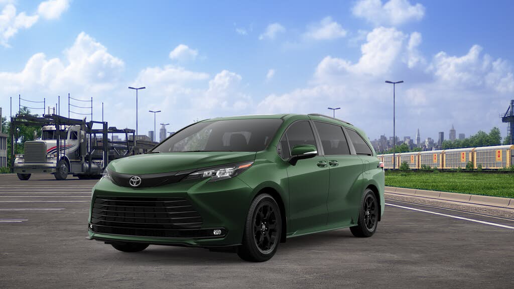 2026 Toyota Sienna Woodland Edition 7-Passenger AWD