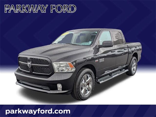 2018 RAM 1500 Express Crew Cab 4WD