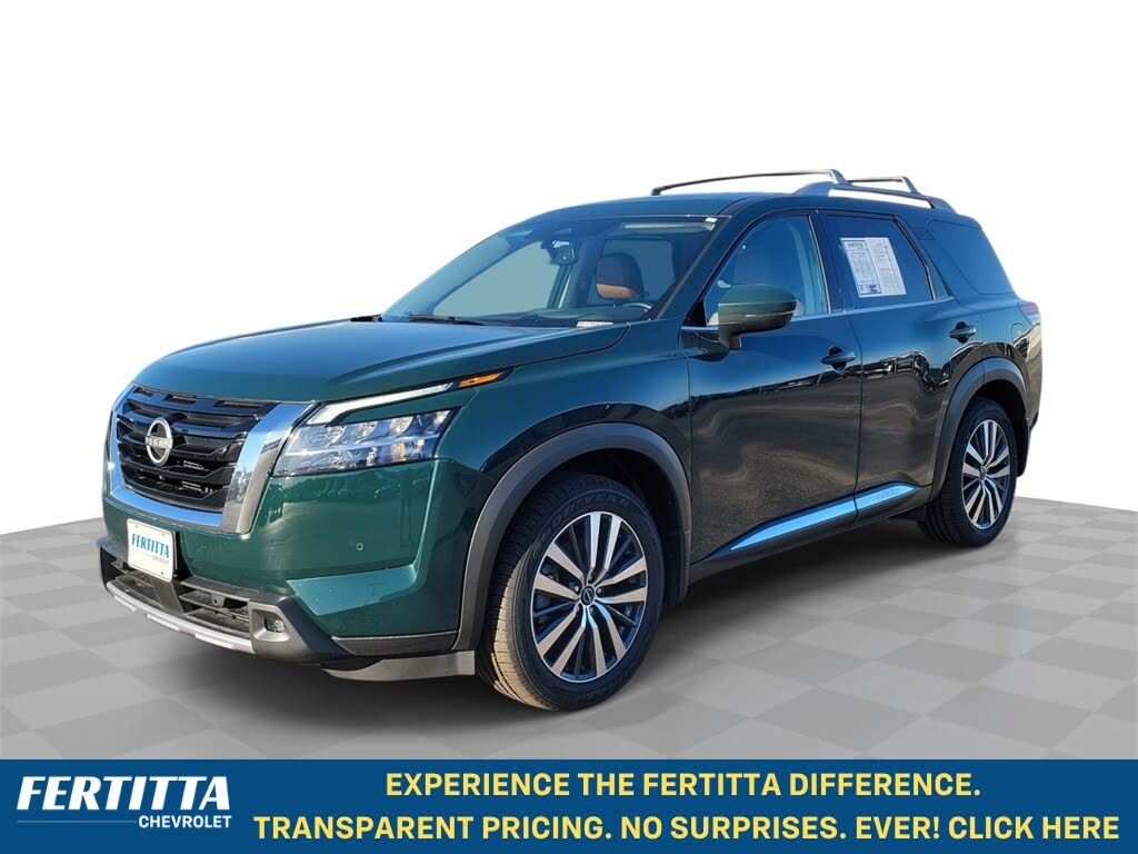 2022 Nissan Pathfinder Platinum FWD