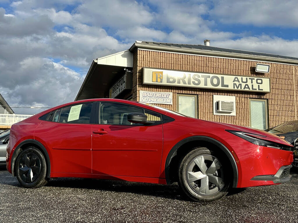 2023 Toyota Prius LE FWD