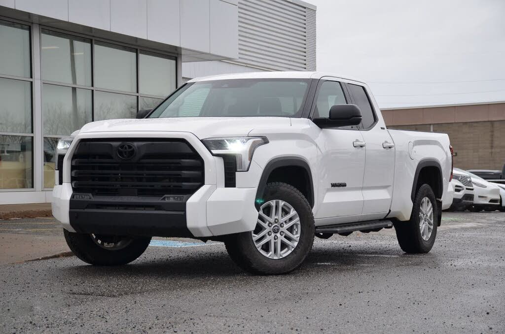 2023 Toyota Tundra SR5 Double Cab 4WD