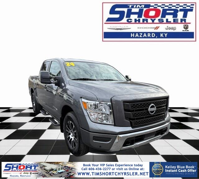 2024 Nissan Titan SV Crew Cab 4WD