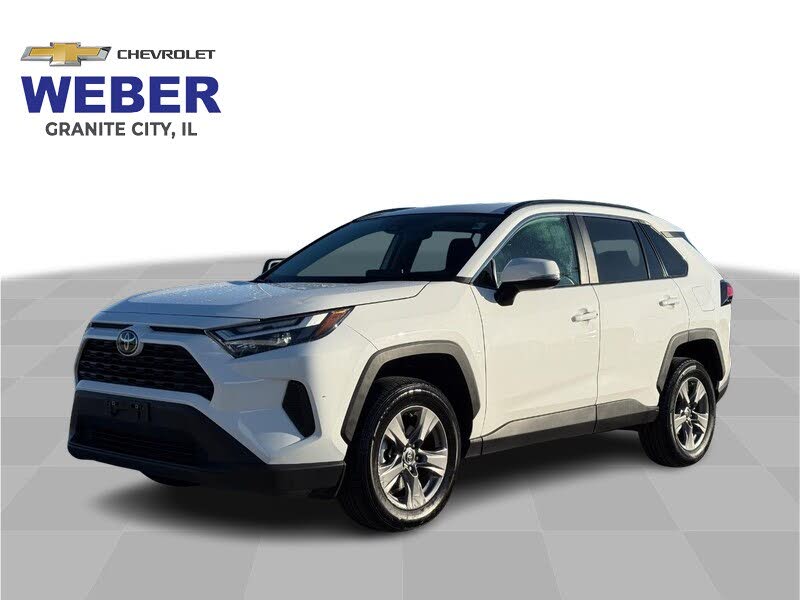 2024 Toyota RAV4 XLE FWD