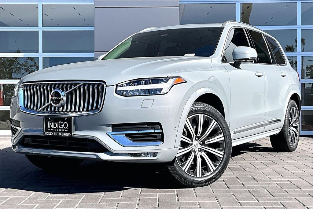 2024 Volvo XC90 B6 Plus Bright Theme 7-Passenger AWD