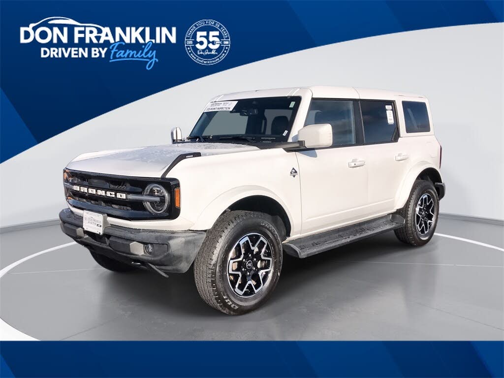 2025 Ford Bronco Outer Banks 4-Door 4WD