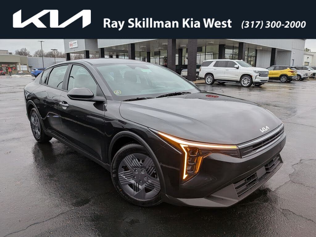 2026 Kia K4 LX FWD
