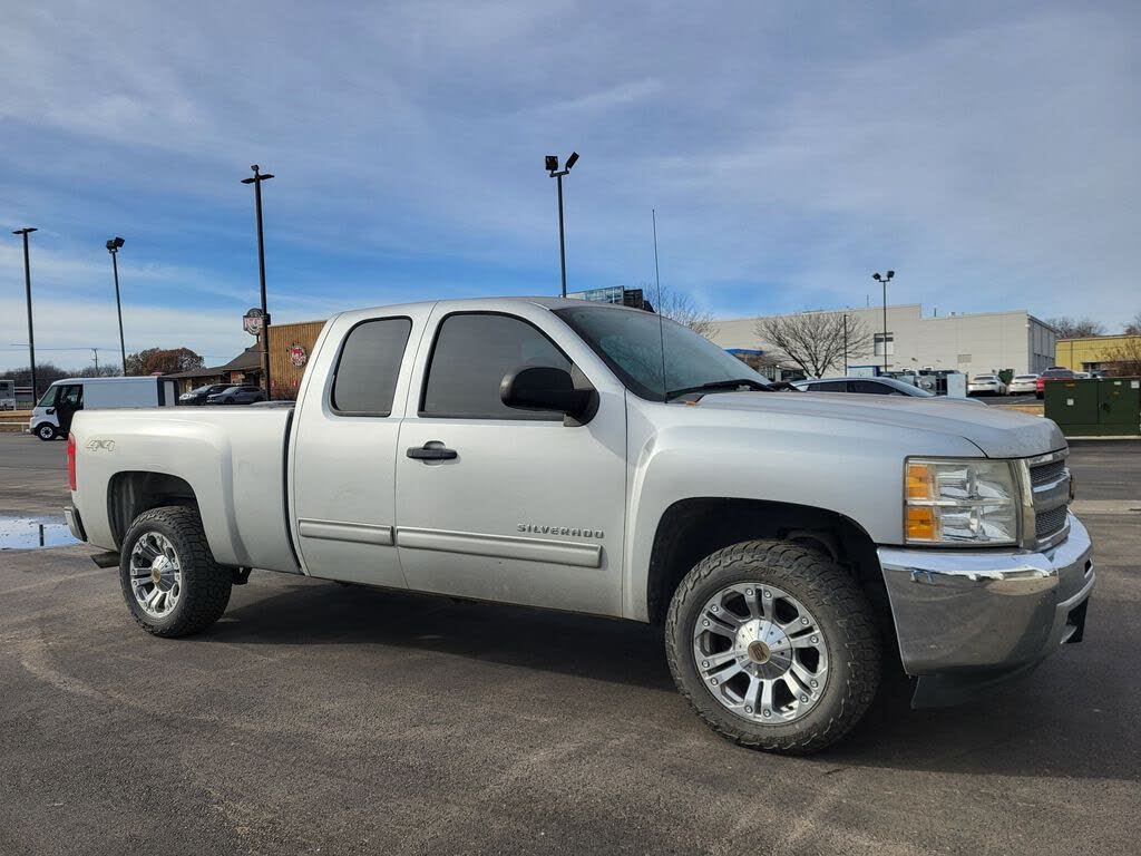 2013 Chevrolet Silverado 1500 LS Extended Cab 4WD