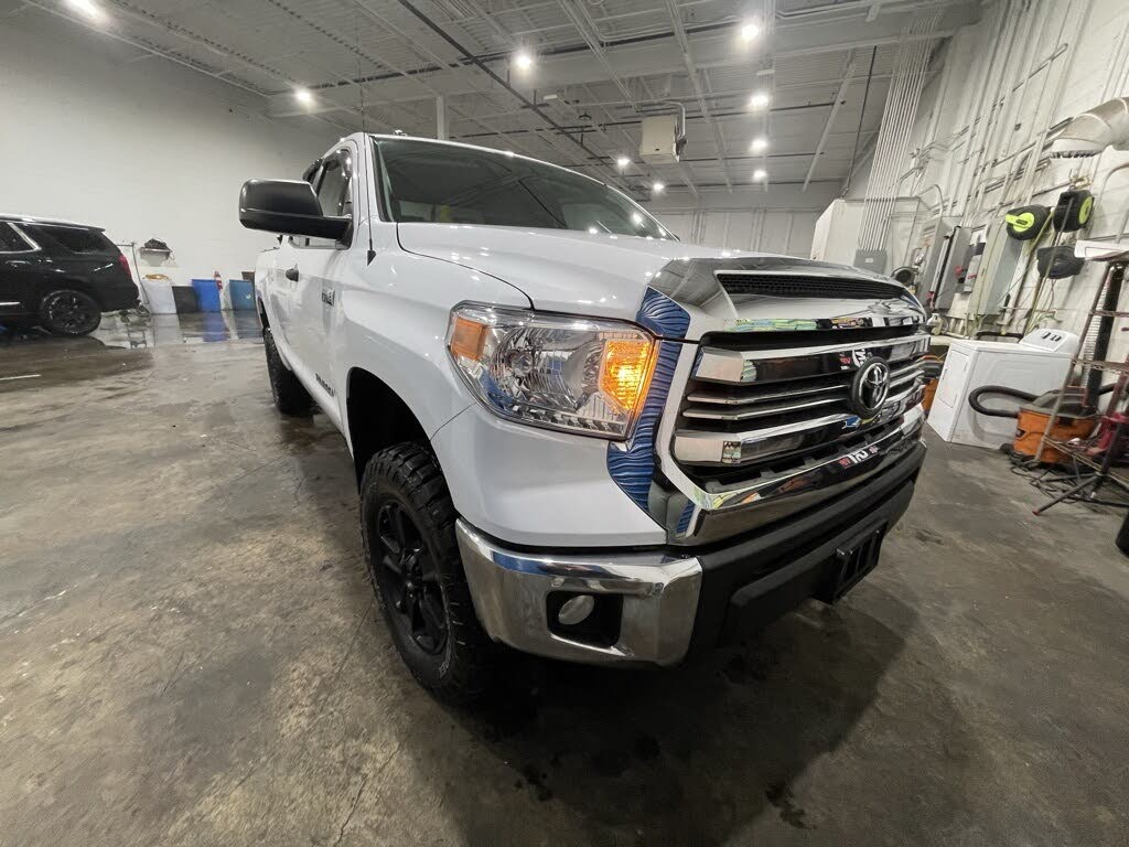 2014 Toyota Tundra SR Double Cab 5.7L 4WD