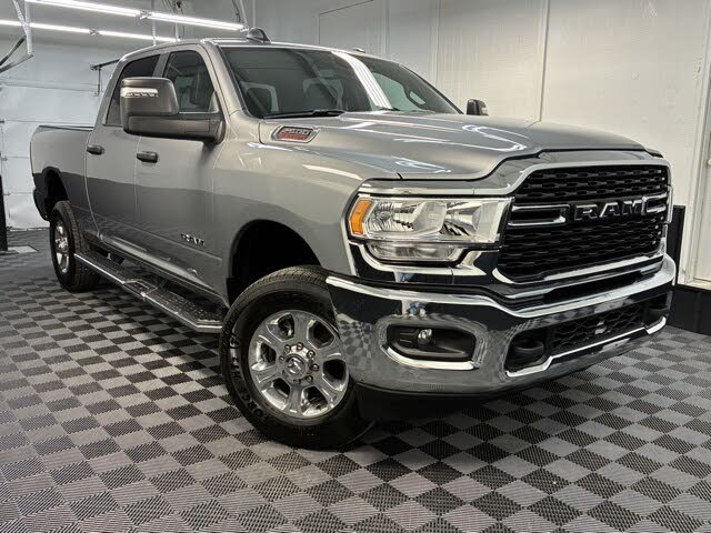 2024 RAM 2500 Big Horn Crew Cab 4WD