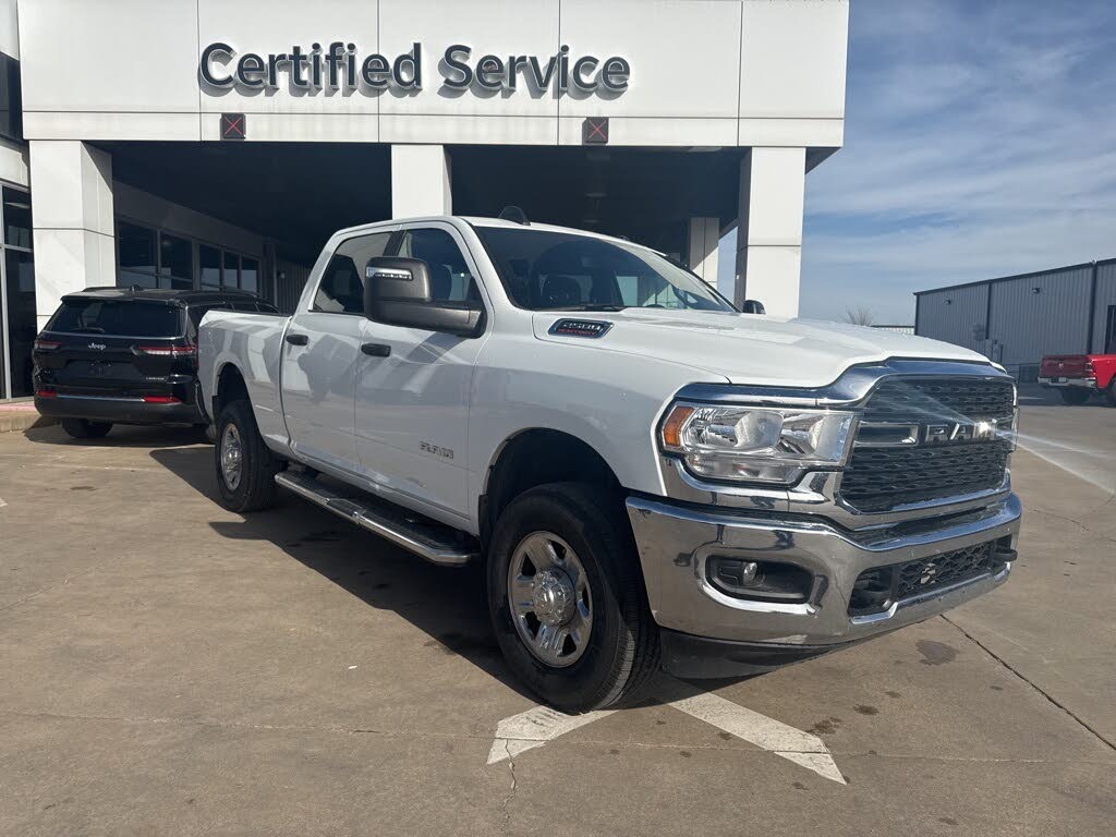 2024 RAM 2500 Big Horn Crew Cab 4WD
