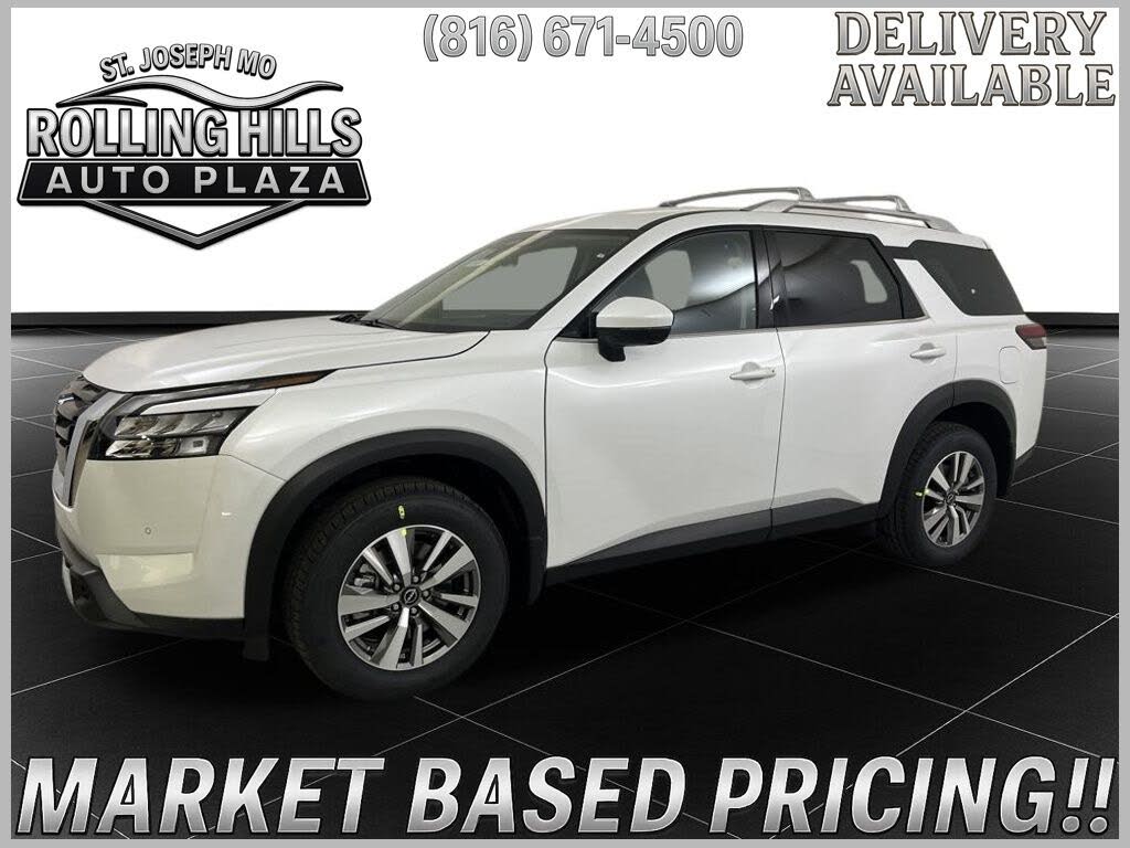 2025 Nissan Pathfinder SL 4WD