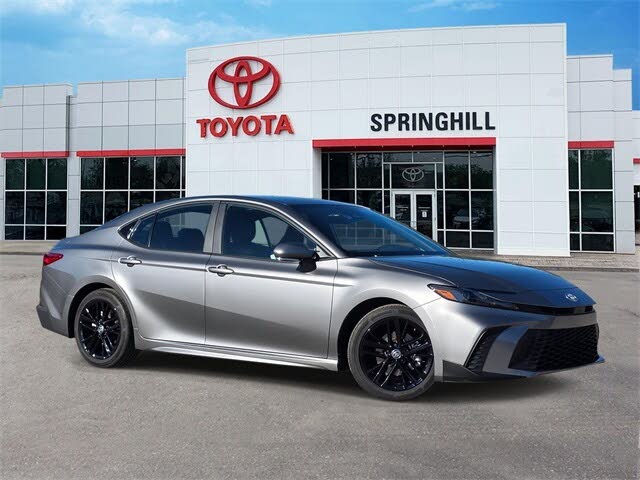 2025 Toyota Camry SE FWD
