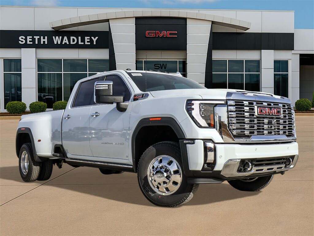 2026 GMC Sierra 3500HD Denali Crew Cab 4WD