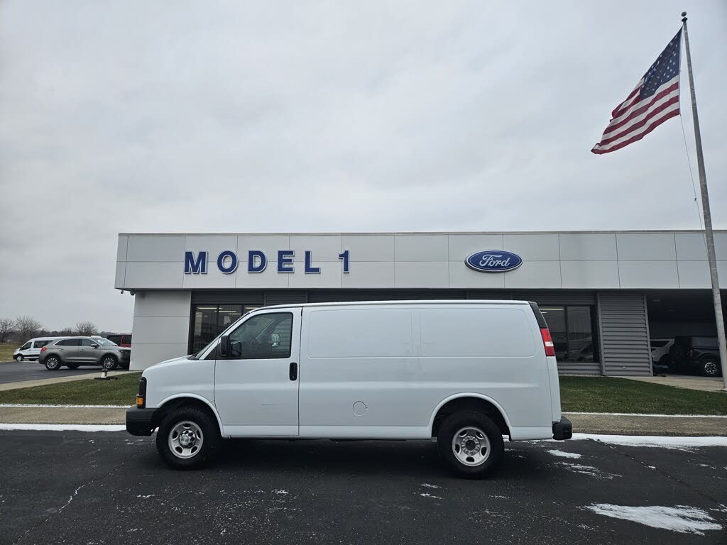 2016 Chevrolet Express Cargo 2500 RWD