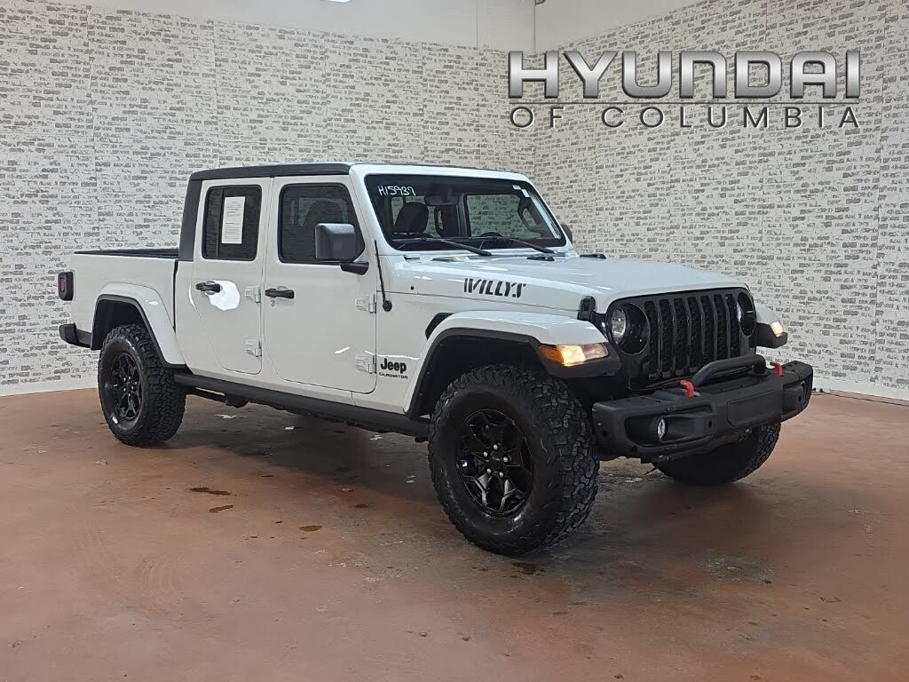 2021 Jeep Gladiator Willys Crew Cab 4WD