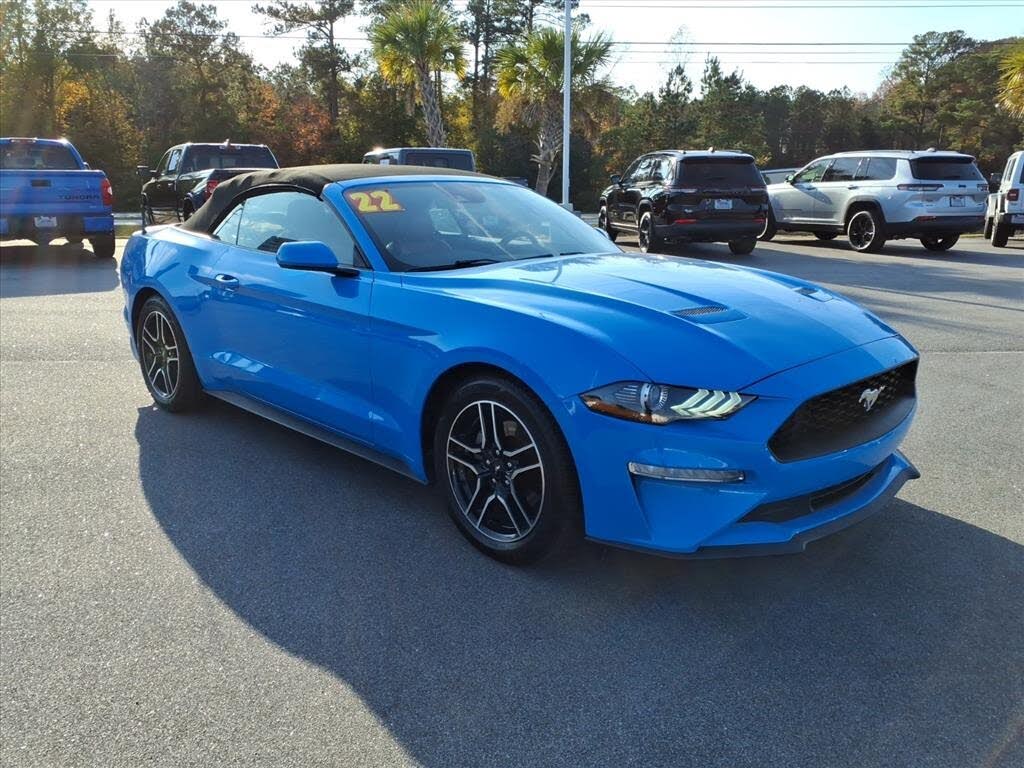 2022 Ford Mustang EcoBoost Premium Convertible RWD