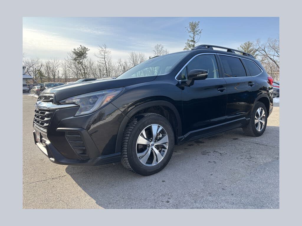 2023 Subaru Ascent Premium 8-Passenger AWD
