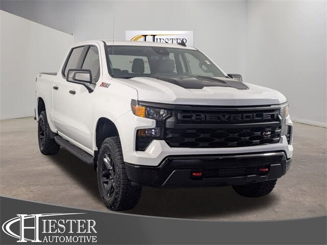 2024 Chevrolet Silverado 1500 Custom Trail Boss Crew Cab 4WD