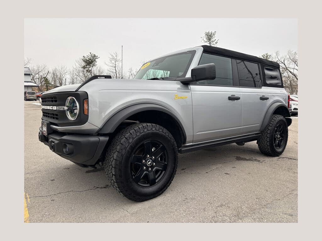 2024 Ford Bronco Black Diamond 4-Door 4WD