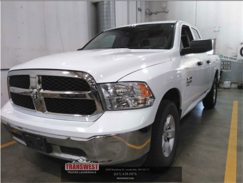 2024 RAM 1500 Classic SLT Quad Cab 4WD
