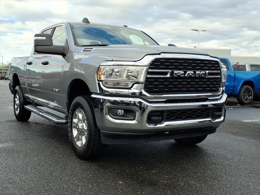 2024 RAM 2500 Big Horn Crew Cab 4WD