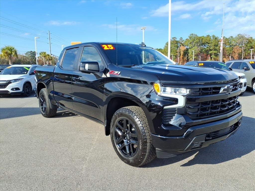 2025 Chevrolet Silverado 1500 RST Crew Cab 4WD