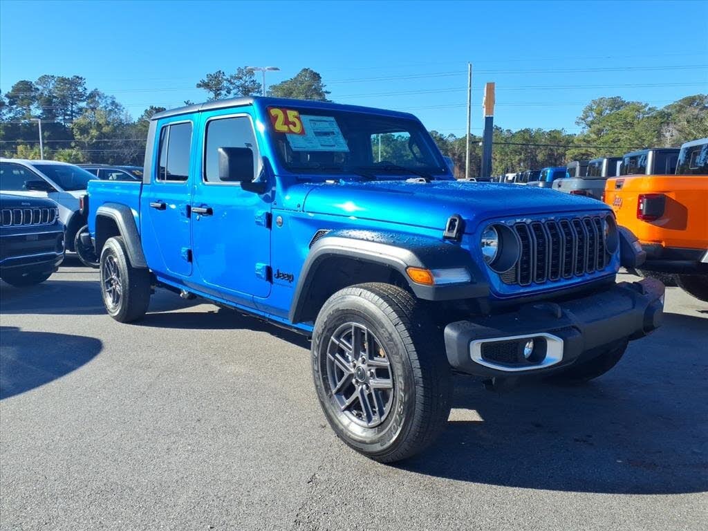 2025 Jeep Gladiator Sport S Crew Cab 4WD