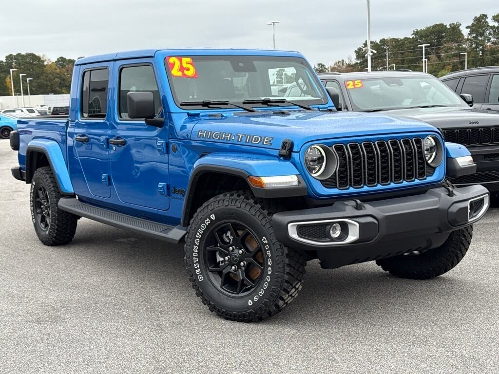 2025 Jeep Gladiator High Tide Crew Cab 4WD