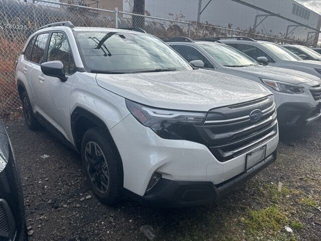 2025 Subaru Forester Premium Crossover AWD