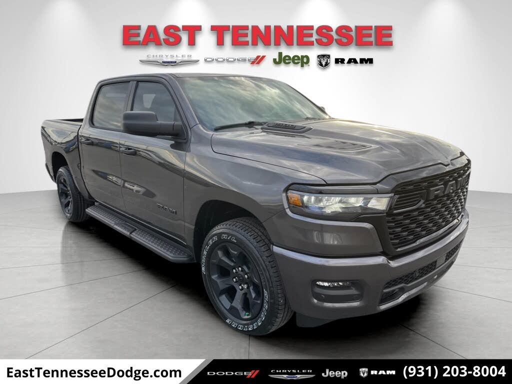 2026 RAM 1500 Express Crew Cab 4WD