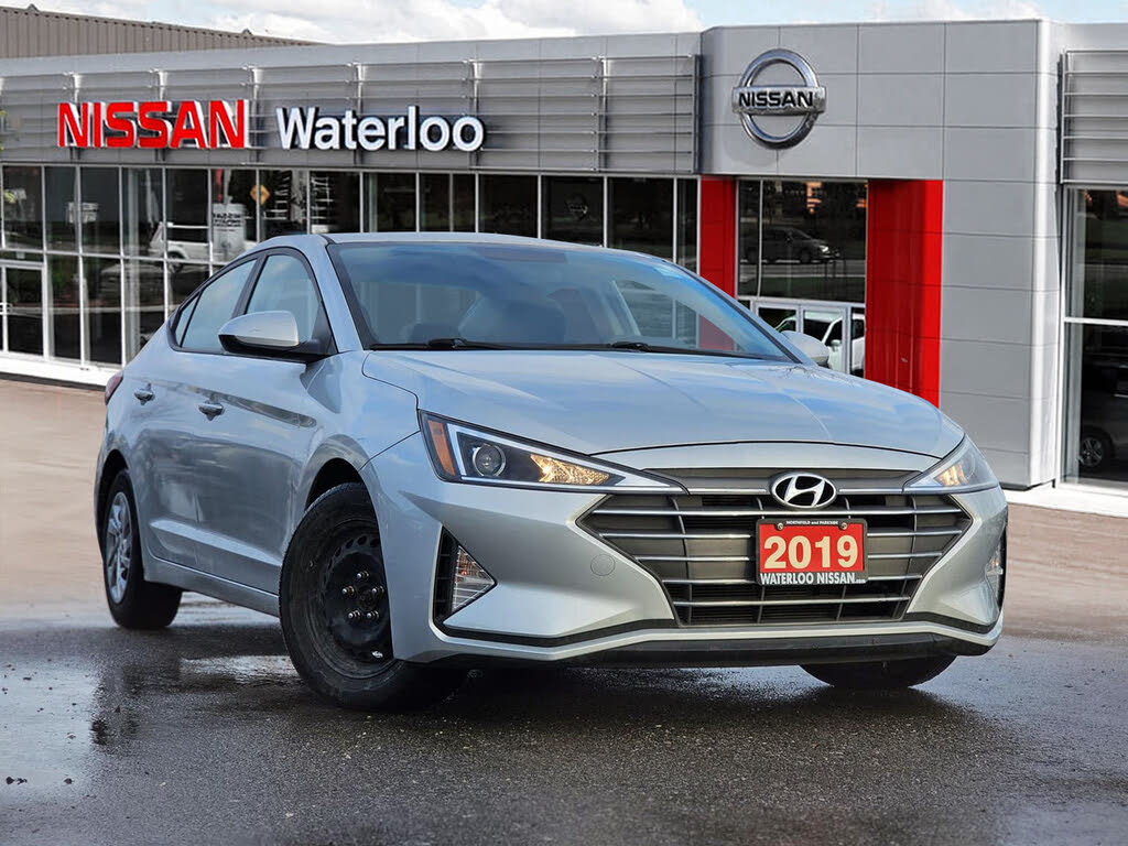 2019 Hyundai Elantra Essential FWD