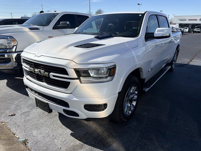 2019 RAM 1500 Laramie Crew Cab 4WD