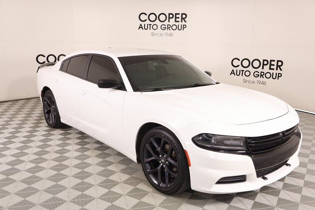 2020 Dodge Charger SXT RWD