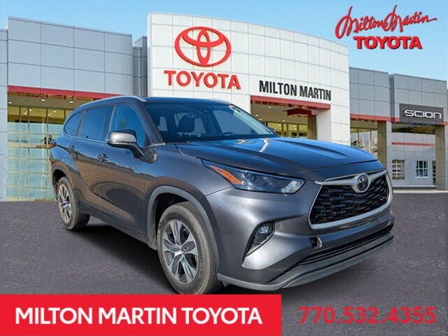 2022 Toyota Highlander XLE FWD