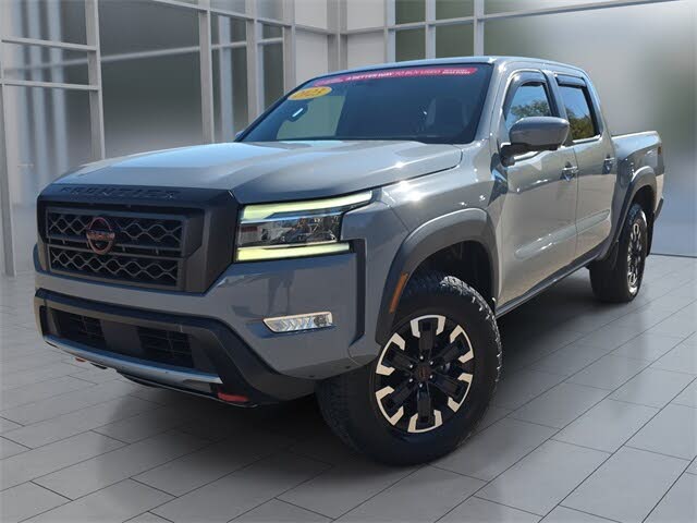 2023 Nissan Frontier PRO-4X Crew Cab 4WD