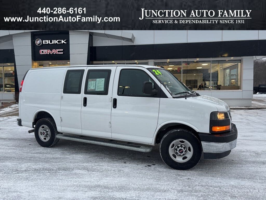 2024 GMC Savana Cargo 2500 RWD