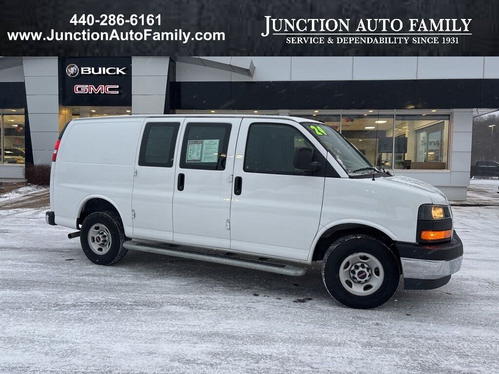 2024 GMC Savana Cargo 2500 RWD