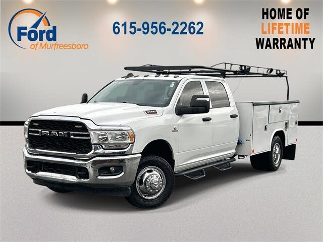 2024 RAM 3500 Chassis Tradesman Crew Cab LB DRW 4WD